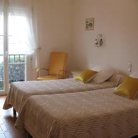 Costeur Solviane Hotel *