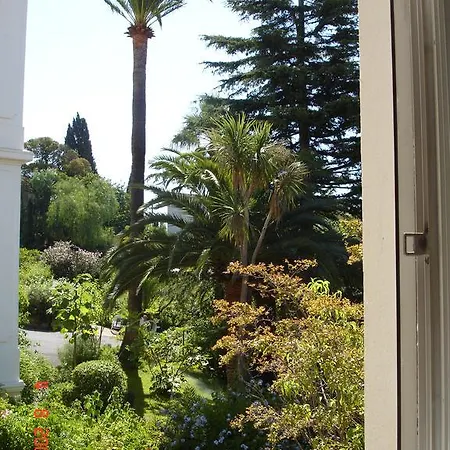 Costeur Solviane فندق