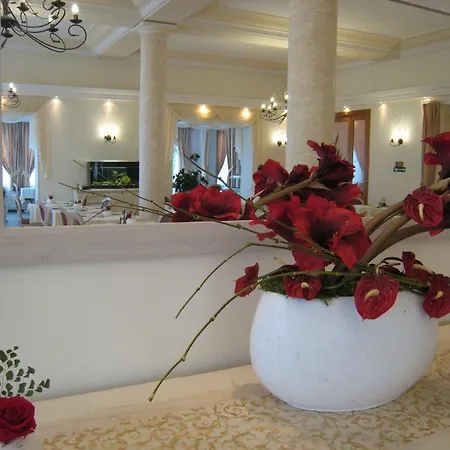 Hotel Costeur Solviane Saint-Raphael (Var)
